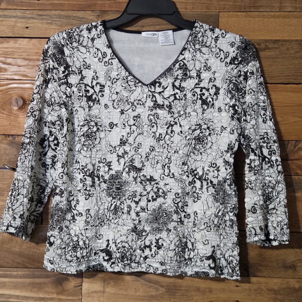 Smocked Lace Career Blouse Black White Floral V Neck 3/4 Sleeve Lined Career